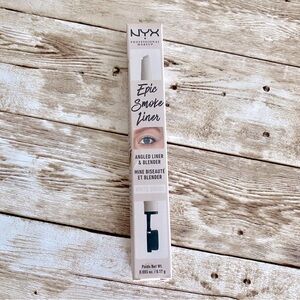 NYX Epic Smoke Liner White Smoke
